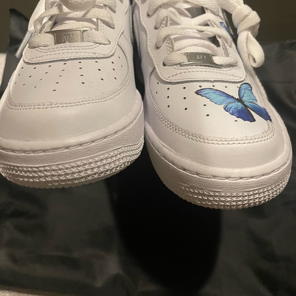 Custom Nike uptown with butterflies NWOT No Box - Picture 4 of 10